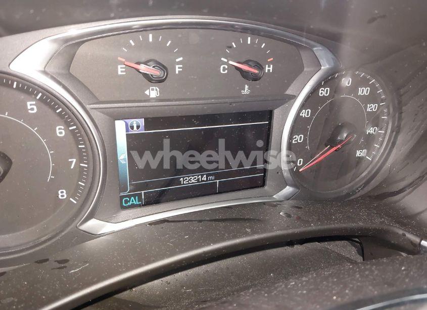 Photo 15 of 2018 Chevrolet Equinox PREMIER (VIN 3GNAXMEV0JS625835)