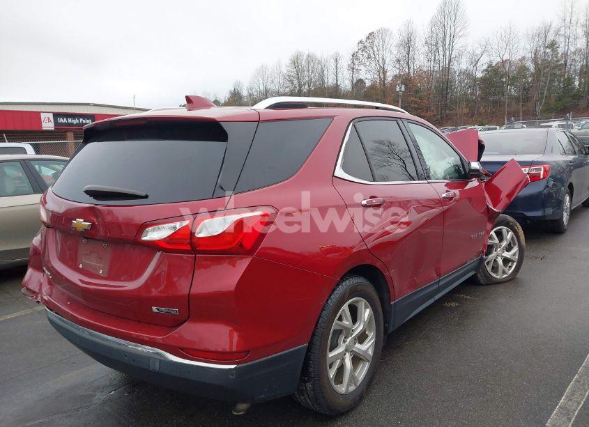 Photo 4 of 2018 Chevrolet Equinox PREMIER (VIN 3GNAXMEV0JS625835)