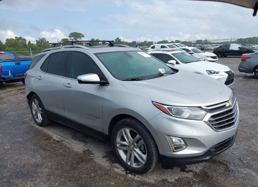 2018 Chevrolet Equinox PREMIER (VIN 3GNAXMEV2JL110877) main photo