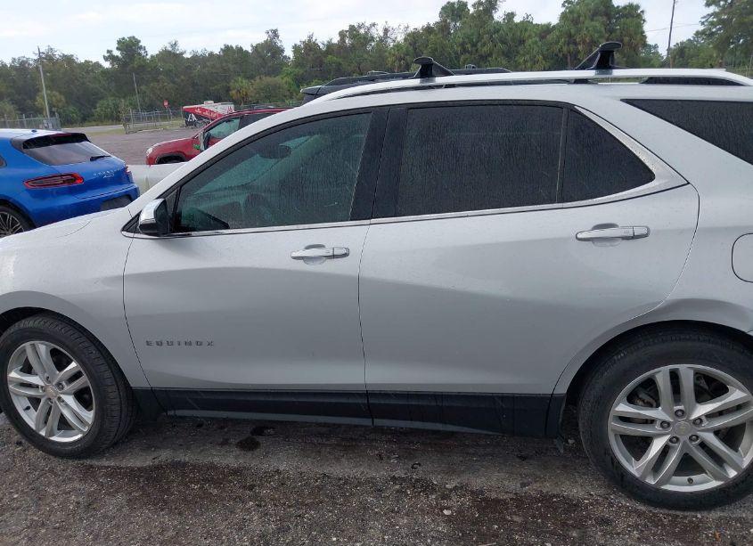 Photo 14 of 2018 Chevrolet Equinox PREMIER (VIN 3GNAXMEV2JL110877)