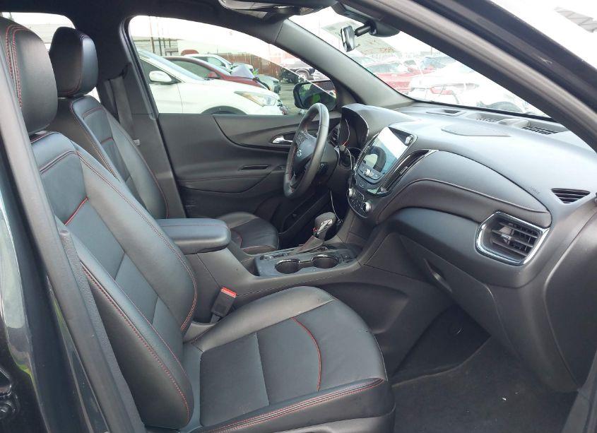 Photo 5 of 2022 Chevrolet Equinox FWD RS (VIN 3GNAXMEV3NS247161)