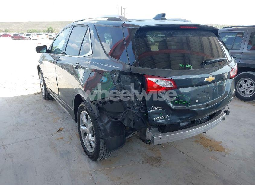 Photo 3 of 2018 Chevrolet Equinox PREMIER (VIN 3GNAXMEV4JS624252)