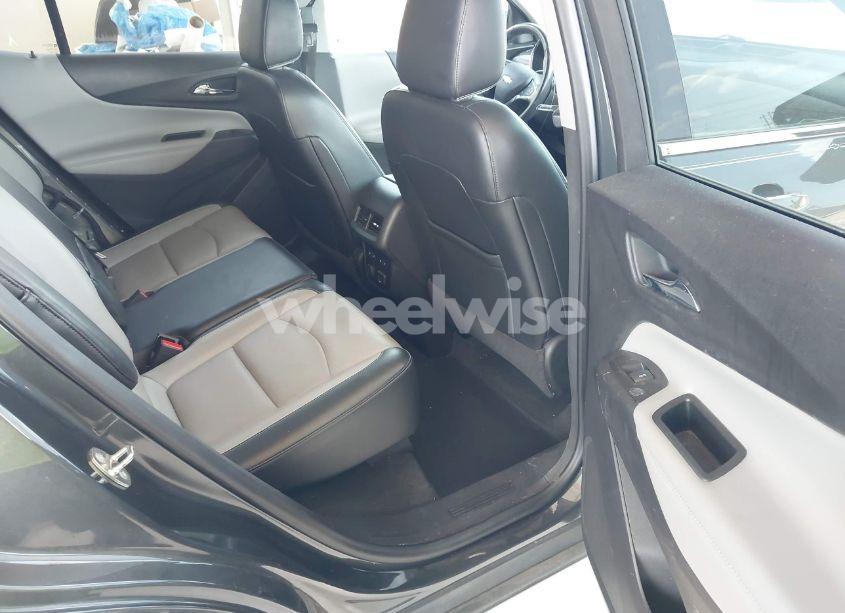 Photo 8 of 2018 Chevrolet Equinox PREMIER (VIN 3GNAXMEV4JS624252)