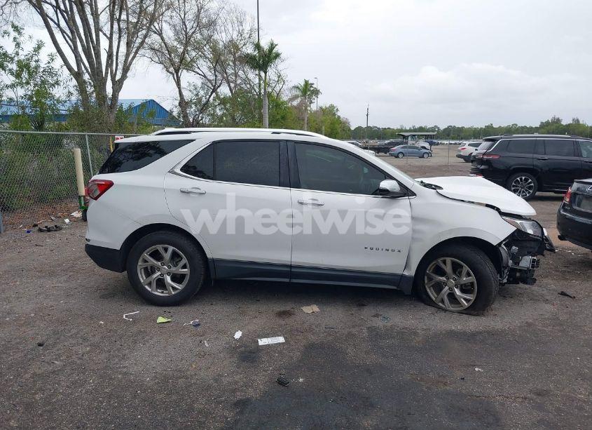 Photo 12 of 2018 Chevrolet Equinox PREMIER (VIN 3GNAXMEV5JS543888)