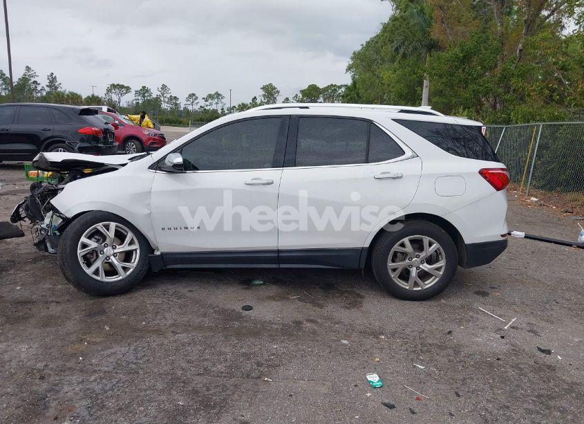 Photo 13 of 2018 Chevrolet Equinox PREMIER (VIN 3GNAXMEV5JS543888)