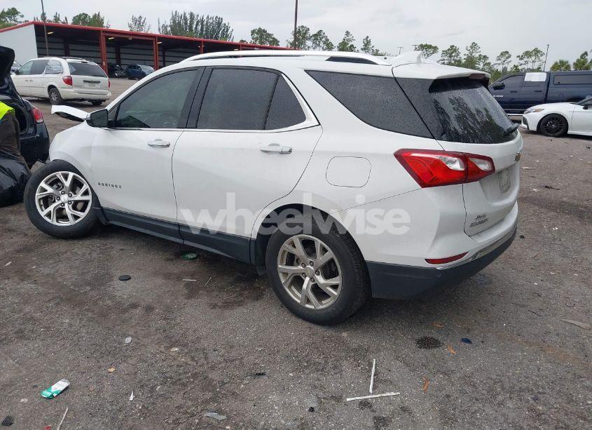 Photo 3 of 2018 Chevrolet Equinox PREMIER (VIN 3GNAXMEV5JS543888)