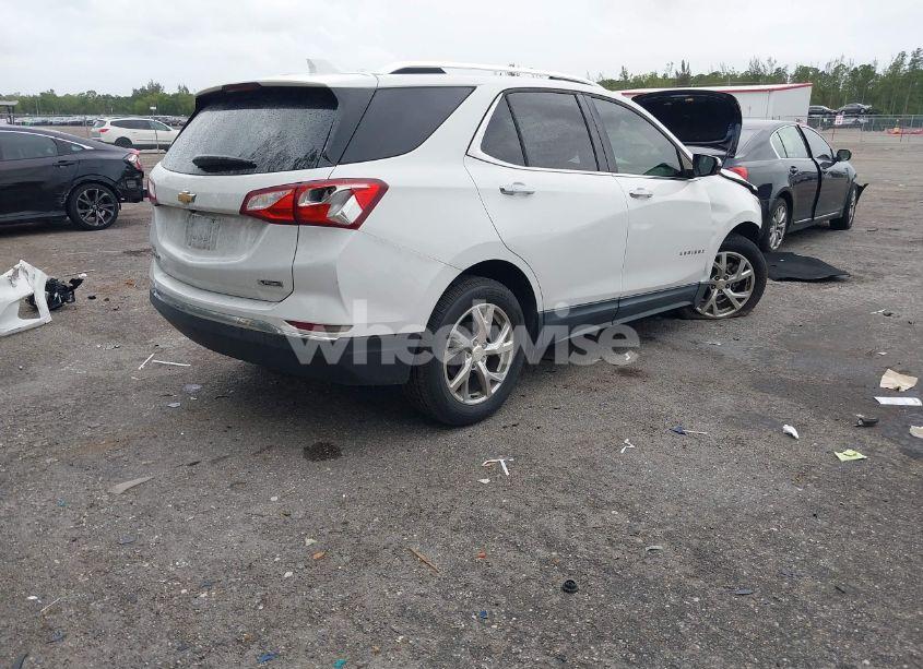 Photo 4 of 2018 Chevrolet Equinox PREMIER (VIN 3GNAXMEV5JS543888)