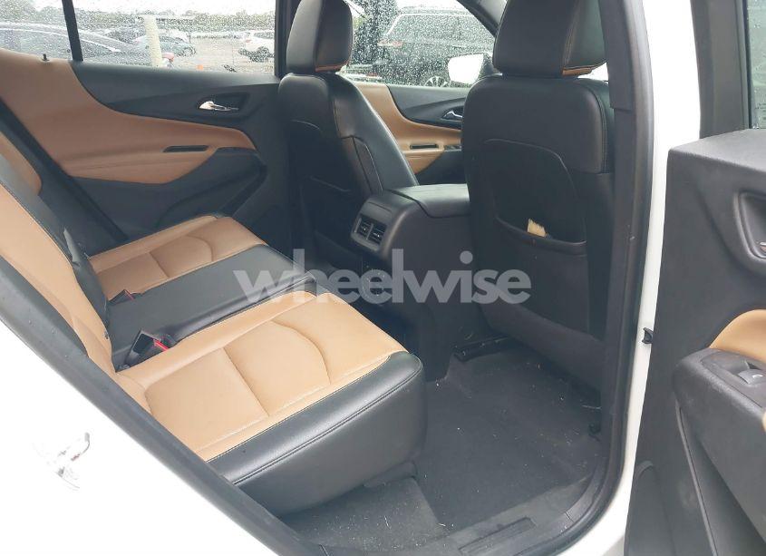 Photo 8 of 2018 Chevrolet Equinox PREMIER (VIN 3GNAXMEV5JS543888)