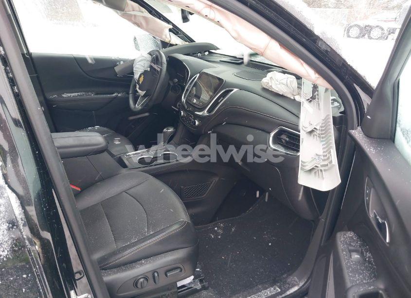 Photo 5 of 2018 Chevrolet Equinox PREMIER (VIN 3GNAXMEV6JL340650)