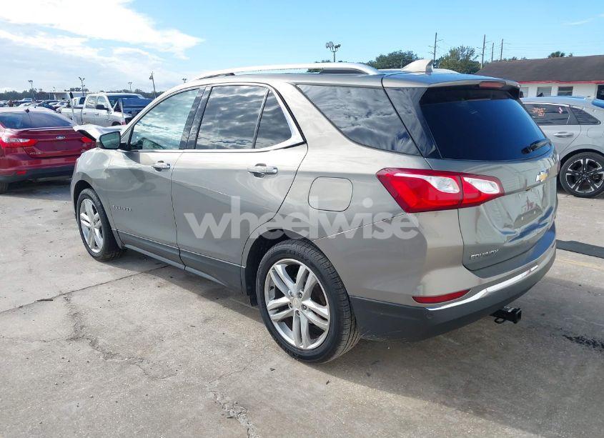 Photo 3 of 2018 Chevrolet Equinox PREMIER (VIN 3GNAXMEV7JS550101)