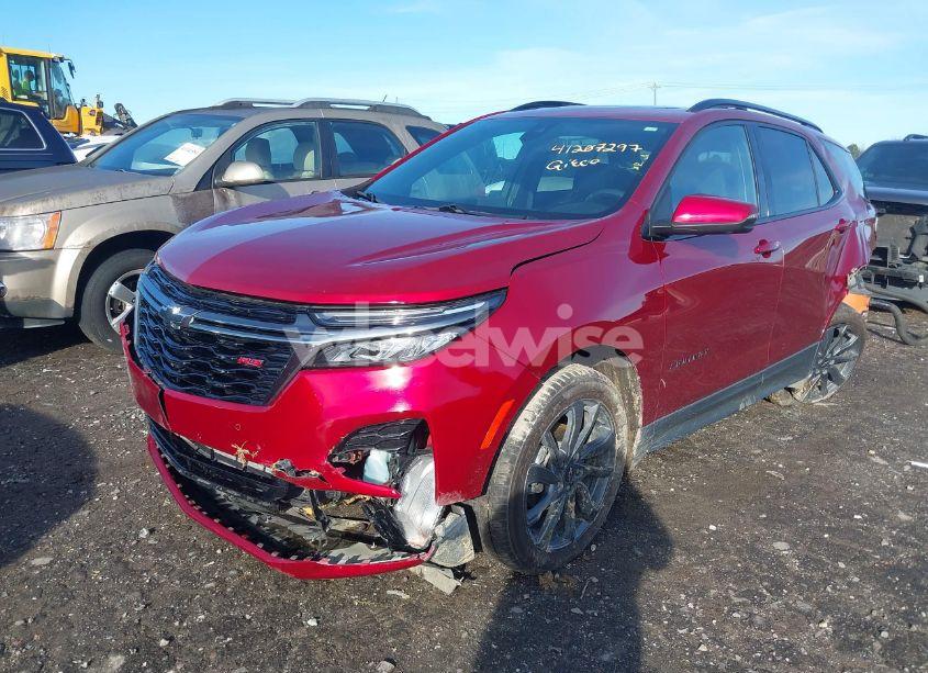 Photo 2 of 2022 Chevrolet Equinox FWD RS (VIN 3GNAXMEV7NS185263)