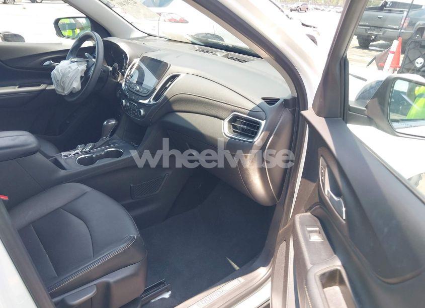 Photo 5 of 2018 Chevrolet Equinox PREMIER (VIN 3GNAXMEV8JS595483)