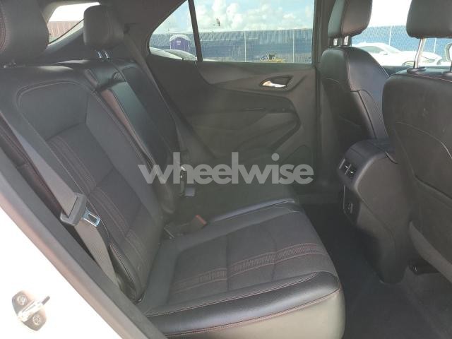 Photo 4 of 2022 CHEVROLET EQUINOX RS (VIN 3GNAXMEV8NS185398)
