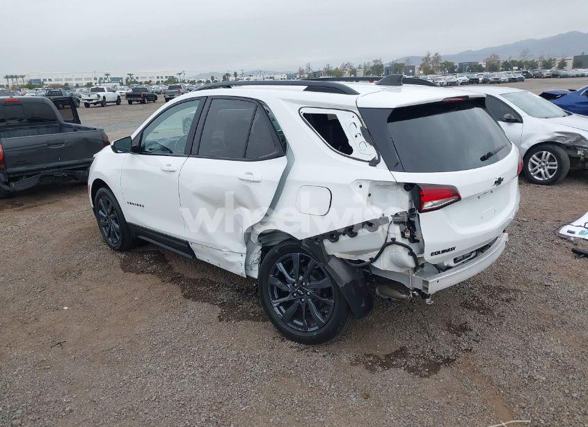 Photo 3 of 2022 Chevrolet Equinox FWD RS (VIN 3GNAXMEV8NS189953)
