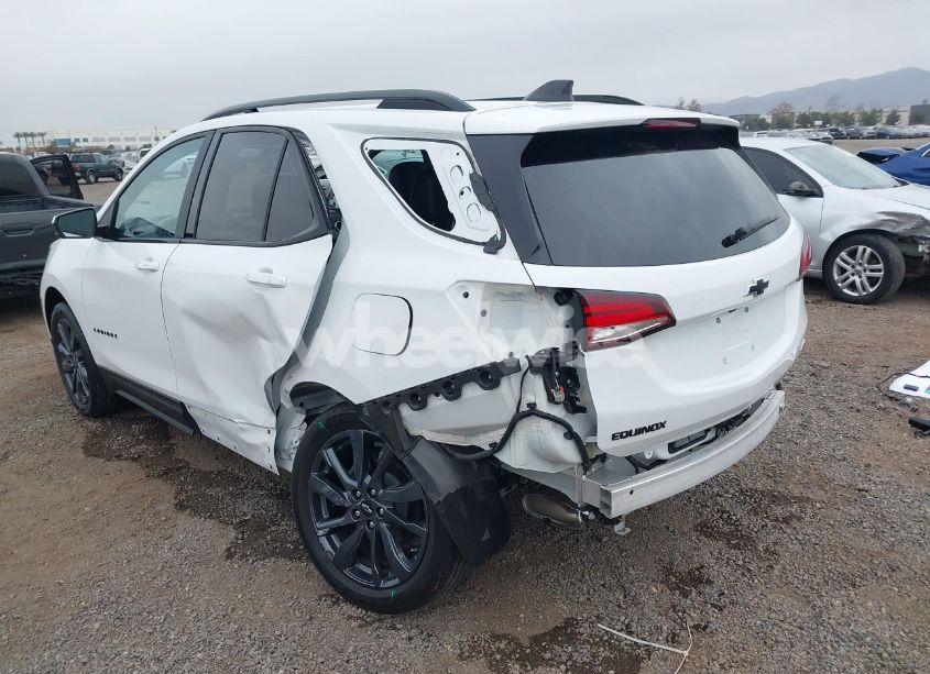 Photo 6 of 2022 Chevrolet Equinox FWD RS (VIN 3GNAXMEV8NS189953)