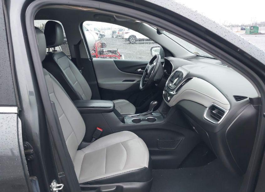 Photo 5 of 2018 Chevrolet Equinox PREMIER (VIN 3GNAXMEVXJS519652)