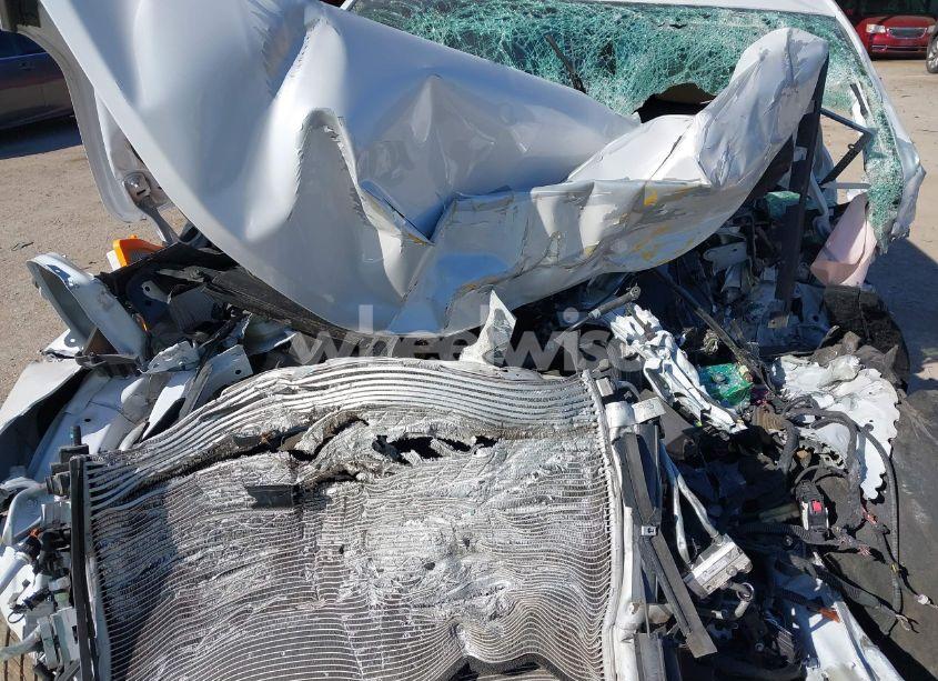 Photo 10 of 2023 Chevrolet Equinox FWD PREMIER (VIN 3GNAXNEG0PL217121)