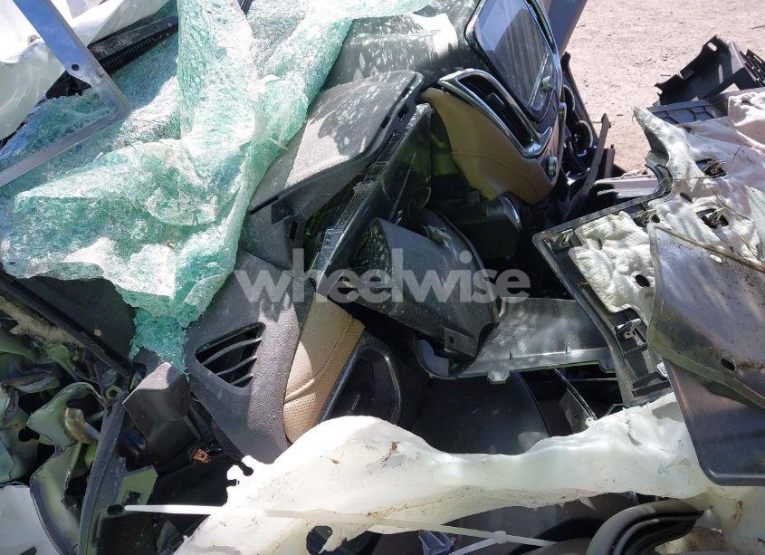 Photo 16 of 2023 Chevrolet Equinox FWD PREMIER (VIN 3GNAXNEG0PL217121)