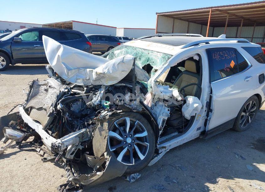 Photo 2 of 2023 Chevrolet Equinox FWD PREMIER (VIN 3GNAXNEG0PL217121)