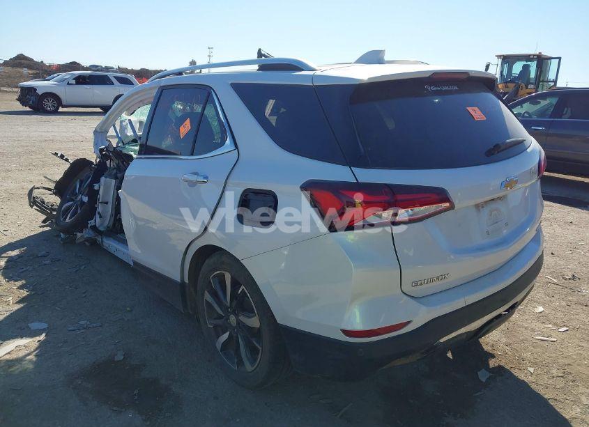 Photo 3 of 2023 Chevrolet Equinox FWD PREMIER (VIN 3GNAXNEG0PL217121)