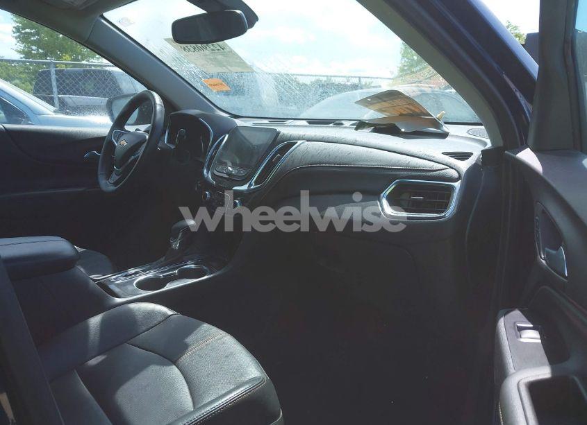 Photo 5 of 2023 Chevrolet Equinox FWD PREMIER (VIN 3GNAXNEG1PL181195)