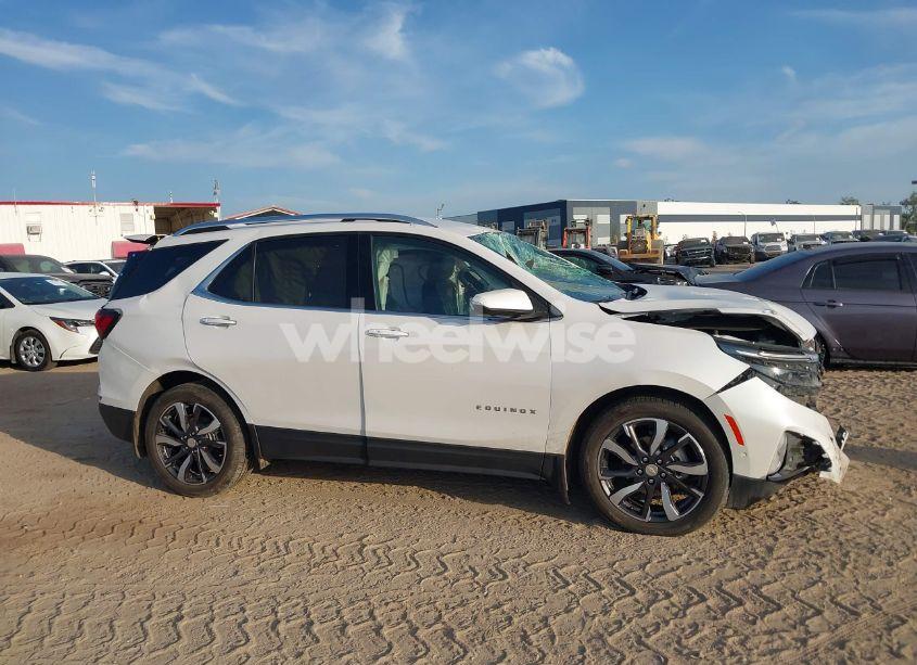 Photo 13 of 2023 Chevrolet Equinox FWD PREMIER (VIN 3GNAXNEG6PL174436)
