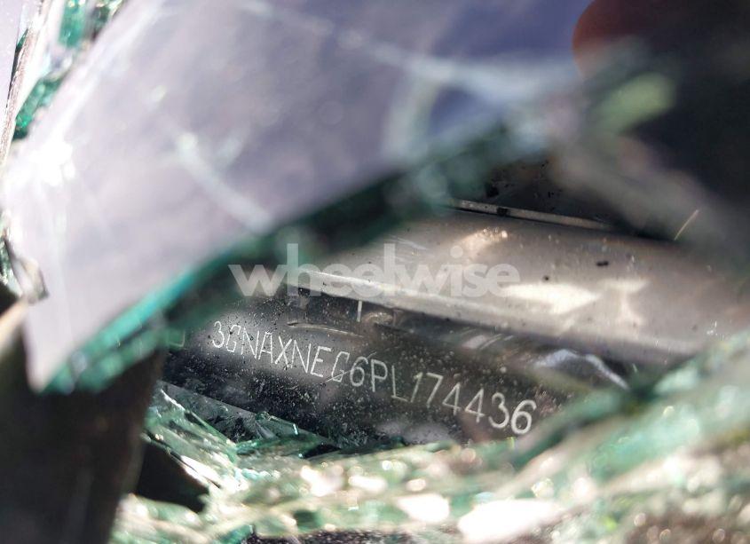 Photo 9 of 2023 Chevrolet Equinox FWD PREMIER (VIN 3GNAXNEG6PL174436)