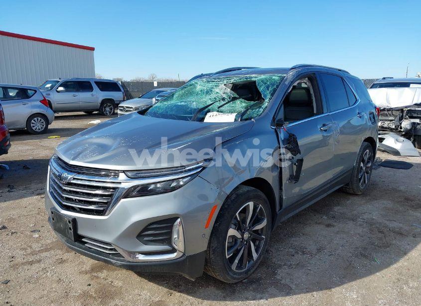 Photo 2 of 2023 Chevrolet Equinox FWD PREMIER (VIN 3GNAXNEGXPL212492)