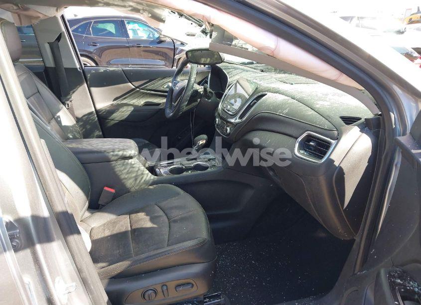 Photo 5 of 2023 Chevrolet Equinox FWD PREMIER (VIN 3GNAXNEGXPL212492)