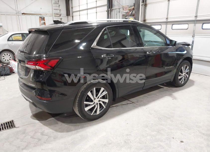 Photo 4 of 2023 Chevrolet Equinox FWD PREMIER (VIN 3GNAXNEGXPL242981)
