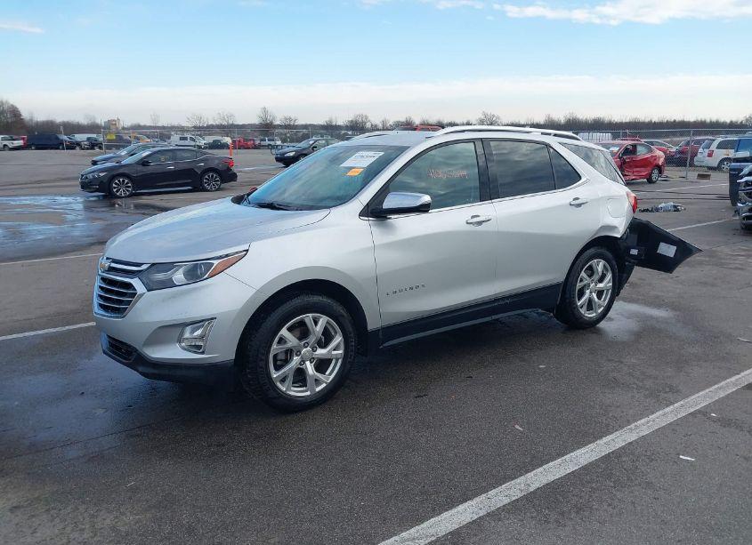 Photo 2 of 2020 Chevrolet Equinox FWD PREMIER 1.5L TURBO (VIN 3GNAXNEV1LS511349)