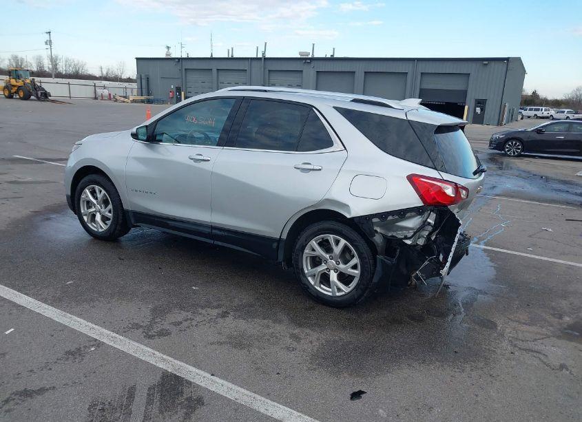 Photo 3 of 2020 Chevrolet Equinox FWD PREMIER 1.5L TURBO (VIN 3GNAXNEV1LS511349)