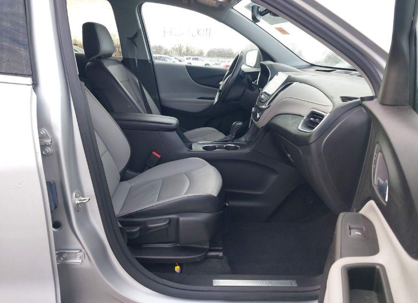Photo 5 of 2020 Chevrolet Equinox FWD PREMIER 1.5L TURBO (VIN 3GNAXNEV1LS511349)