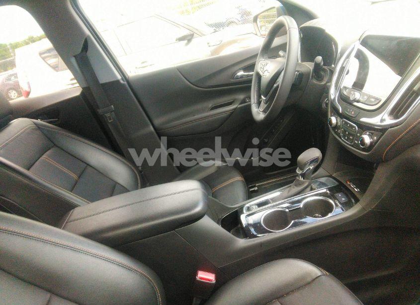 Photo 5 of 2022 Chevrolet Equinox FWD PREMIER (VIN 3GNAXNEV1NS182042)