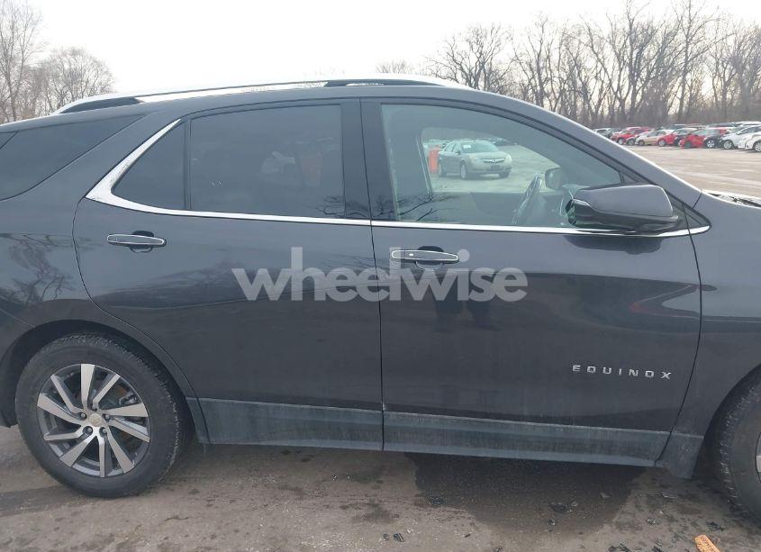 Photo 13 of 2022 Chevrolet Equinox FWD PREMIER (VIN 3GNAXNEV3NS183774)