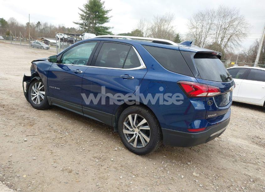 Photo 3 of 2022 Chevrolet Equinox FWD PREMIER (VIN 3GNAXNEV5NS104346)