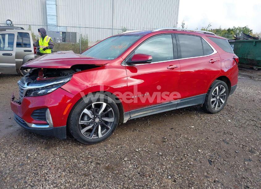 Photo 2 of 2022 Chevrolet Equinox FWD PREMIER (VIN 3GNAXNEV6NS171652)
