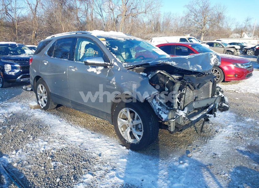 2019 Chevrolet Equinox PREMIER (VIN 3GNAXNEV9KS585276) main photo