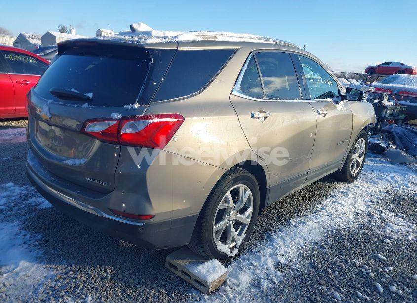 Photo 4 of 2019 Chevrolet Equinox PREMIER (VIN 3GNAXNEV9KS585276)