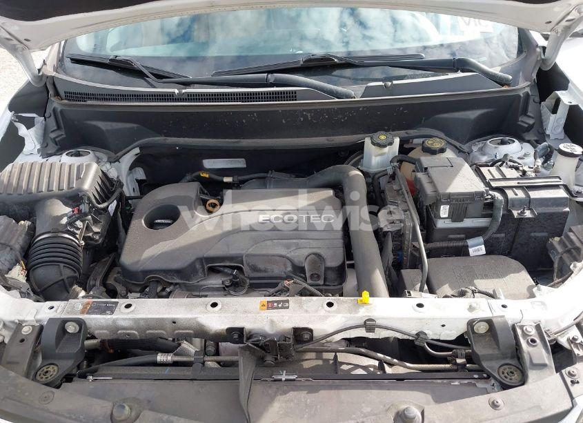 Photo 10 of 2019 Chevrolet Equinox PREMIER (VIN 3GNAXNEVXKL101030)