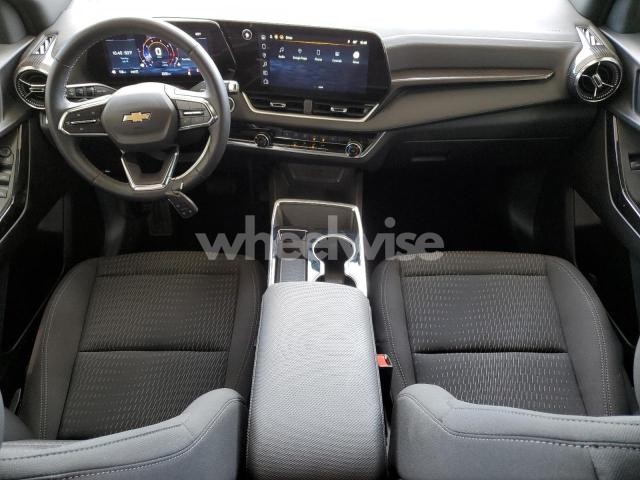 Photo 3 of 2025 CHEVROLET EQUINOX LT (VIN 3GNAXPEG0SL307017)