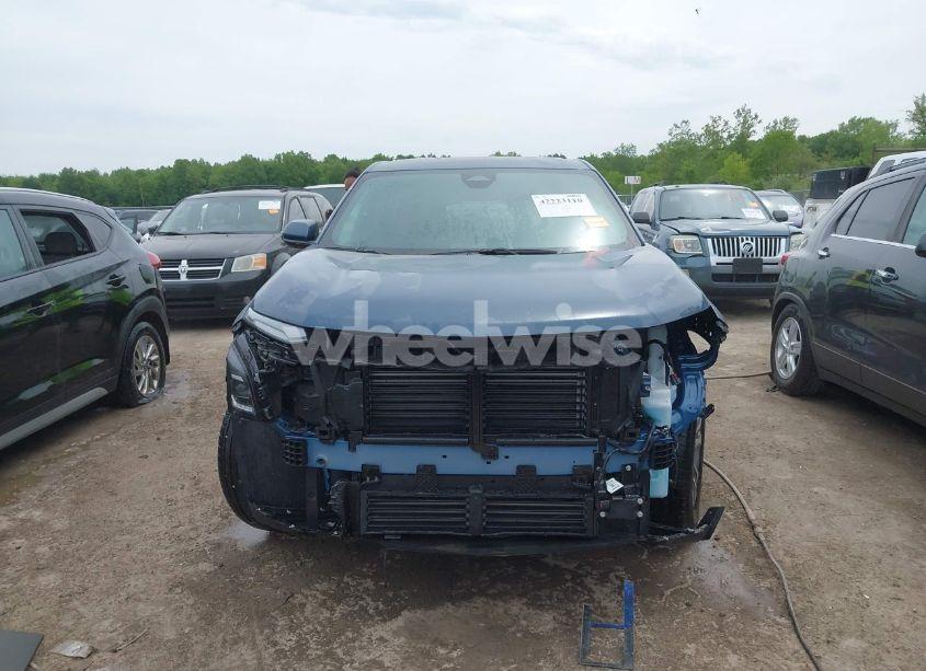 Photo 13 of 2025 Chevrolet Equinox AWD LT (VIN 3GNAXPEG1SL294231)