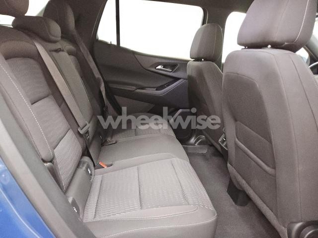 Photo 3 of 2025 CHEVROLET EQUINOX LT (VIN 3GNAXPEG1SL298604)
