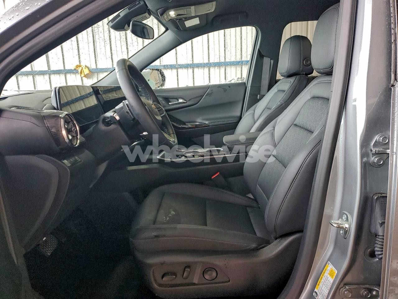 Photo 7 of 2026 CHEVROLET EQUINOX LT (VIN 3GNAXPEG1TL202424)