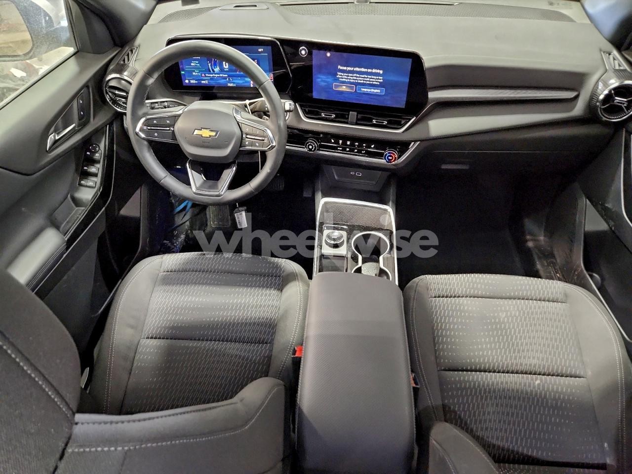 Photo 8 of 2026 CHEVROLET EQUINOX LT (VIN 3GNAXPEG1TL295932)