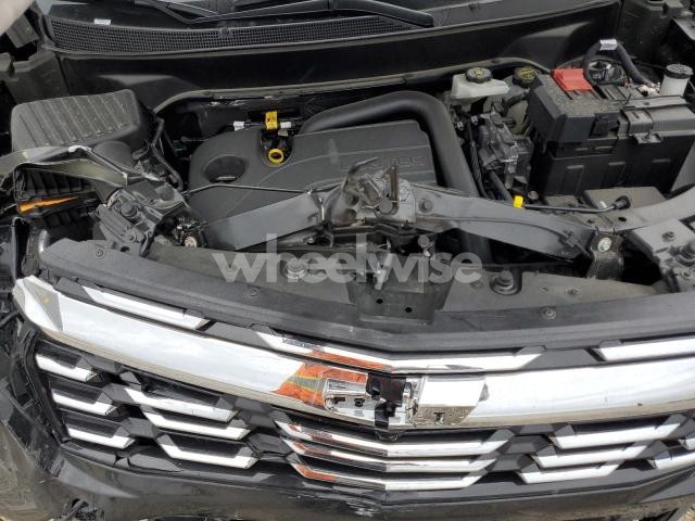 Photo 2 of 2025 CHEVROLET EQUINOX LT (VIN 3GNAXPEG3SL254569)