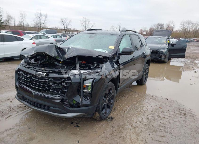 Photo 2 of 2025 Chevrolet Equinox AWD LT (VIN 3GNAXPEG4SL144923)