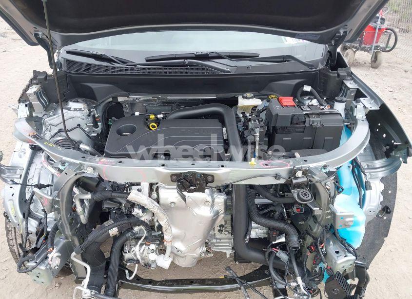 Photo 10 of 2025 Chevrolet Equinox AWD LT (VIN 3GNAXPEG4SL325018)