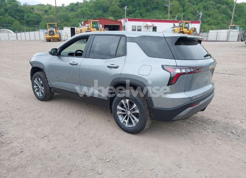 Photo 3 of 2025 Chevrolet Equinox AWD LT (VIN 3GNAXPEG4SL325018)