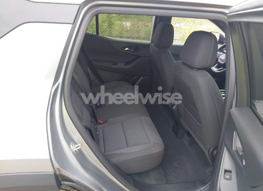 Photo 8 of 2025 Chevrolet Equinox AWD LT (VIN 3GNAXPEG4SL325018)